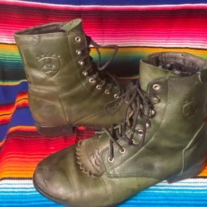 Emerald green lace up western boot!